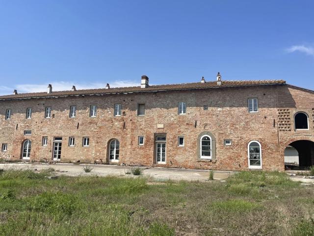 Borgo Il Casone con progetto approvato, Calcinaia Pisa 3245m² Calcinaia