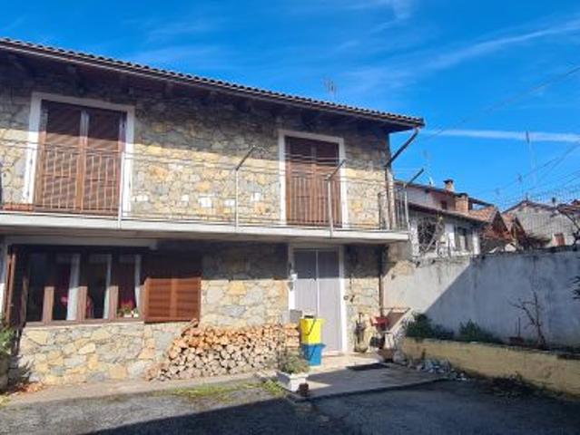 BORGO SAN DALMAZZO: Casetta in centro paese