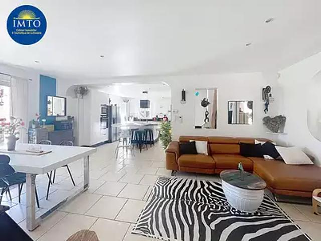 Bormes les Mimosas 83230 Achat / Vente maison 5 pièces t5 au dernier étage