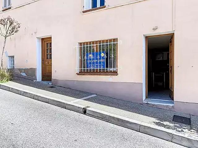 Bormes les Mimosas 83230 Location appartement 3 pièces t3 parking