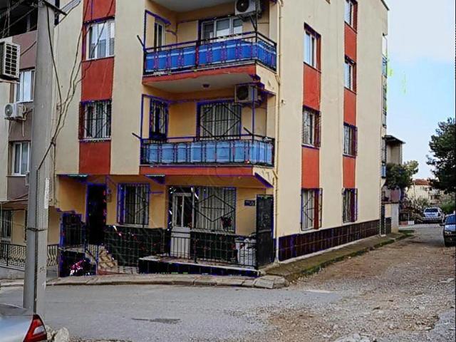 Bornova Naldöken Mah.Acil Satılık 3+1 Daire