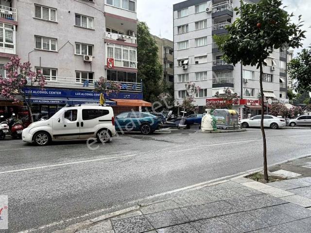 Bornova Ata Durağı Kazım Karabekir Caddesi Satılık Dükkan