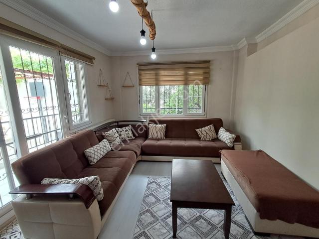 Bornova Atatürk Mah. Eşyalı Kiralık 3+1 Daire