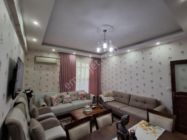 Bornova Atatürk Mah. Satılık 2+1 Daire