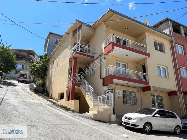 Bornova Altındağda Satılık Daireler Ve 3 Katlı Bina