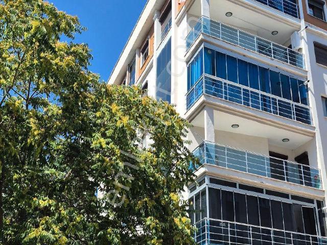 Bornova Da 3+1 Satılık Lüks Daire