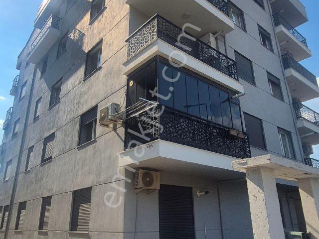 Bornova Doğanlar Da 1+1 Kiralık Daire