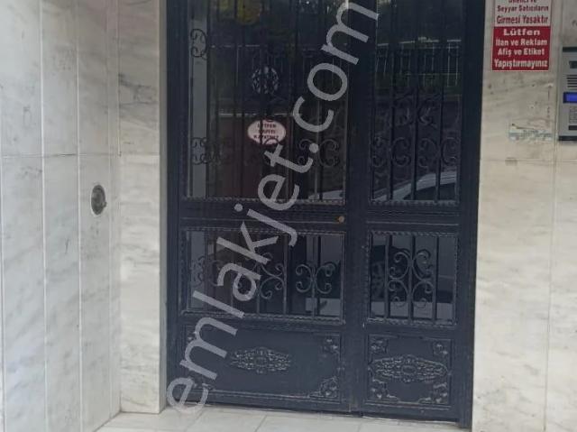 Bornova Evka4 Mahallesinde Kiralık 3+1 Daire