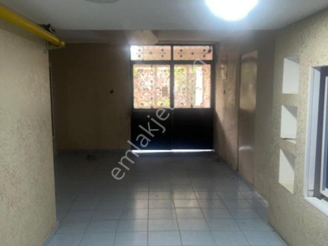 Bornova Evka4 Merkezde Kiralık Daire