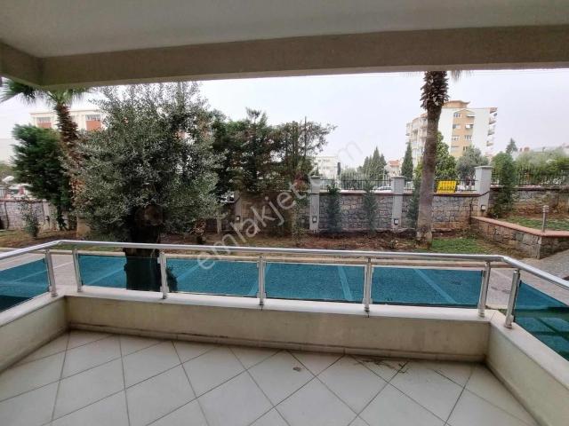 Bornova Evka 3 De Palmiye Sitesinde Satılık 3+1 Daire