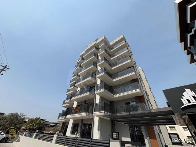 BORNOVA EGE ÜNİ VE YAŞAR ÜNİ YAKINI SAT. BALKONLU DAİRE