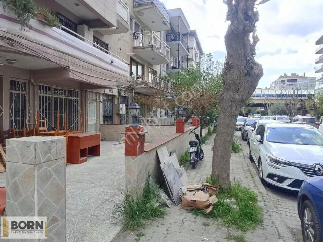 Bornova Gediz Cad. Yakını Ön Kullanımlı Wc Li Satılık Dükkan