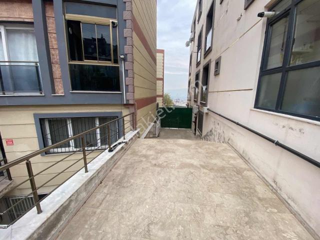Bornova Kızılay Mah Uygun Fiyatlı 3 Adet !1+1 Daire