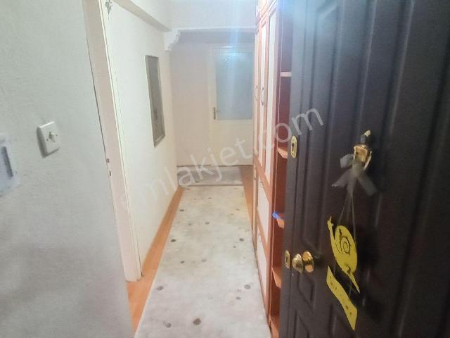 Bornova Kazımdirik'te Ege Üniversitesi Hastanesine 200 Metre 2+1 Eşyalı Ve Bakımlı Kiralık Daire