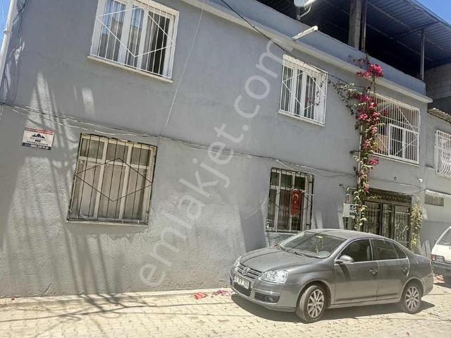 Bornova Yıldırım Beyazıt Mah. İki Katlı Satılık Bina