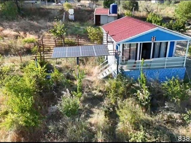 Bornova Yakaköy'de Satılık Bahçe 1+1 Ev 50 m2