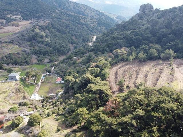 BORNOVA'YA 15 DK MESAFEDE 9.477 m FIRSAT ARAZİ
