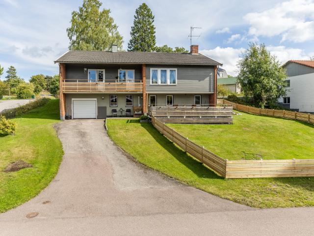 Borrarevägen 13