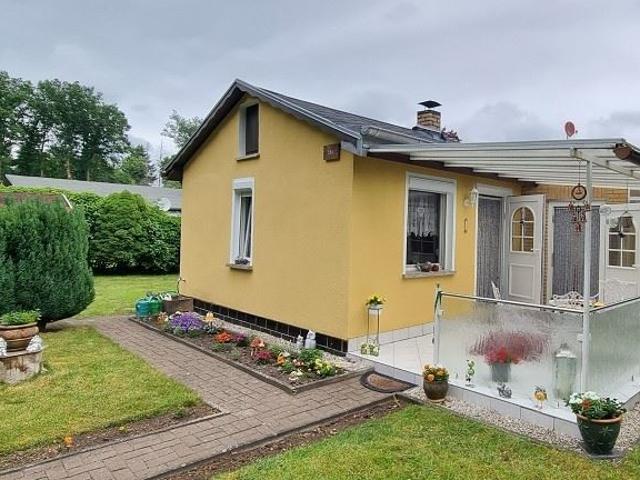 Börs Immobilien + Erholungsbungalow mit Gartengrundstück 17099 Galenbeck
