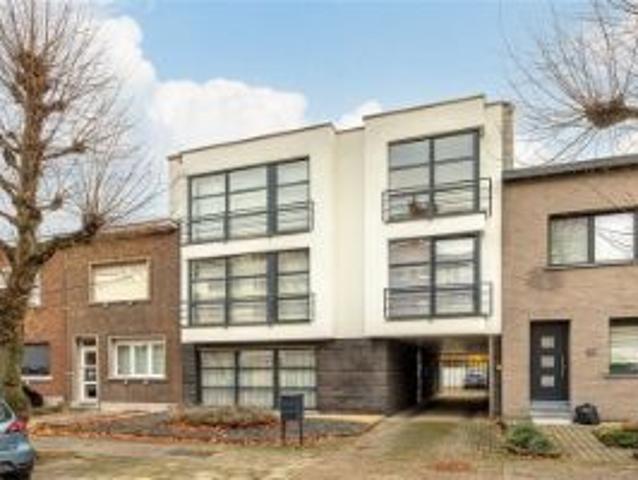 Borsbeek | Ruim, modern appartement met groot zonneterras en