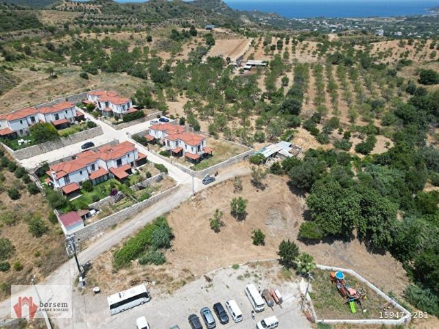 BORSEM DATÇA KARAKÖY'DE 1463 M2 KÖYİÇİ İMARLI SATILIK TARLA