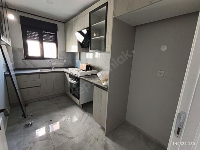 Bostancı Gösteri Merkezine Komşu Kiralık Yeni Sıfır Daire