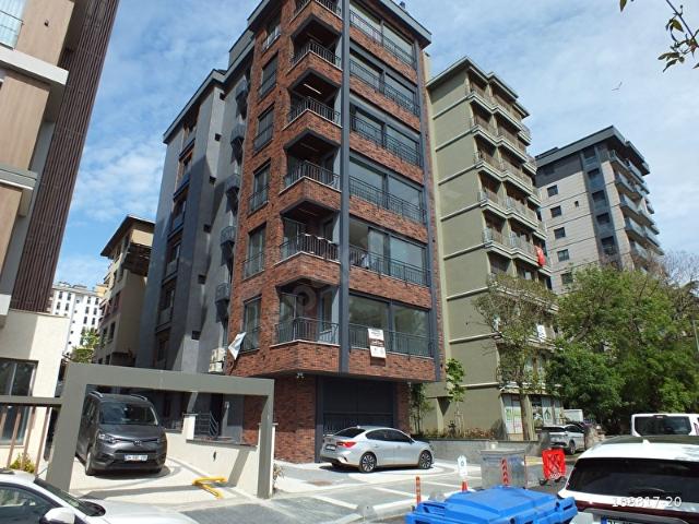 BOSTANCI MAH.ÇATALÇEŞME SAHİLDE DENİZ MANZARA 3+1 SATILIK 110M2