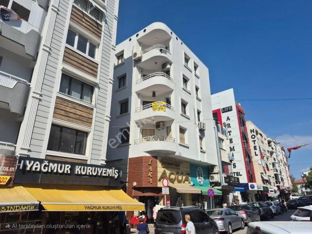 Bostanlı Merkezde Balıkçı Parkı Manzaralı Ticari Kullanıma Uygun