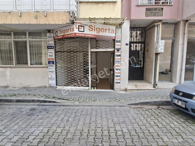 Bostanlı'da Girne Bulvarı Cepheli Kiralık Dükkan