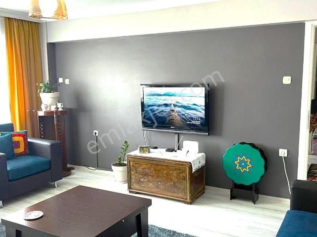 Bostanlı Şemikler Arası Fırsat 3+1 Daire Daire Takası Vardır