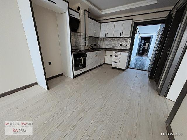 Bostanlı Girnede Yeni Binada, Prestijli ve Huzurlu 1+1