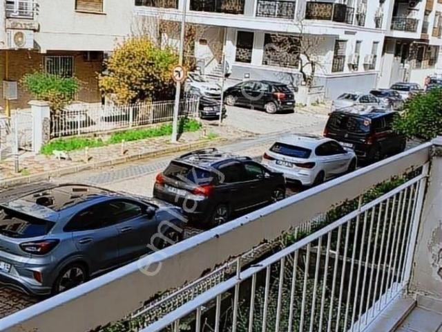 Bostanlı Sahile Çok Yakın