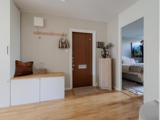 Bostadsrätt till salu i Täby Meteorvägen 54, 3tr | Länsförsäkringar Fastighetsförmedling