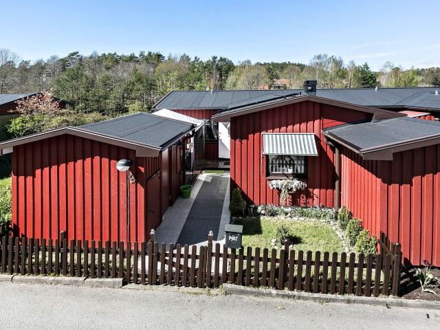 Bostadsrätt till salu i Angered Gunnaredsterrassen 9 | Länsförsäkringar Fastighetsförmedling
