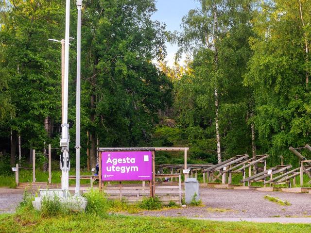 Bostadsrätt till salu i Farsta Ågesta broväg 84 | Länsförsäkringar Fastighetsförmedling
