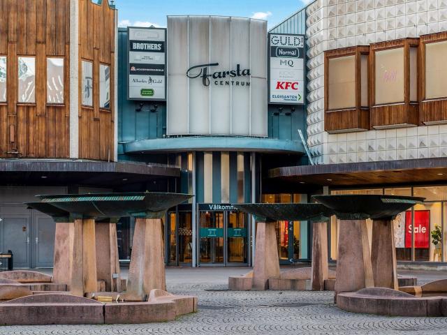Bostadsrätt till salu i Farsta Lysviksgatan 57, uteplats | Länsförsäkringar Fastighetsförmedling