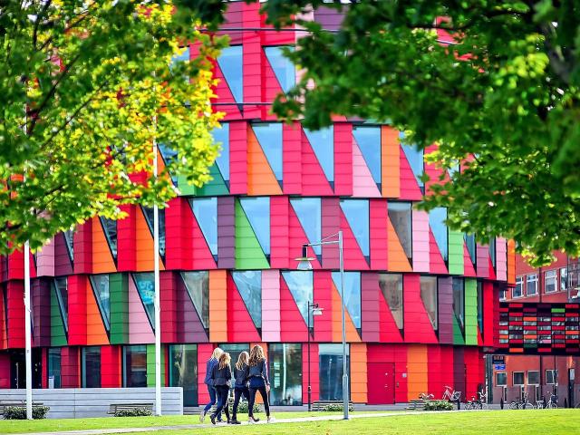 Bostadsrätt till salu i Göteborg Lindholmshamnen 32 | Länsförsäkringar Fastighetsförmedling