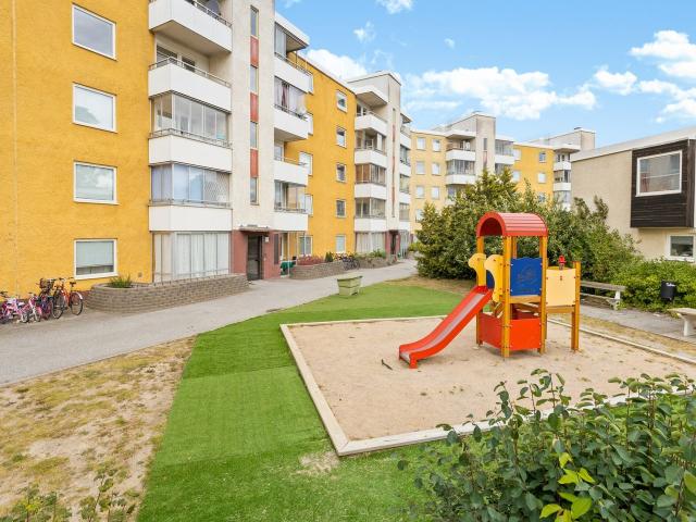 Bostadsrätt till salu i Kista Sveaborgsgatan 11 | Länsförsäkringar Fastighetsförmedling