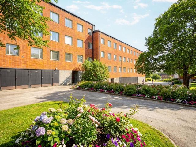 Bostadsrätt till salu i Sollentuna Kruthornsvägen 34A | Länsförsäkringar Fastighetsförmedling