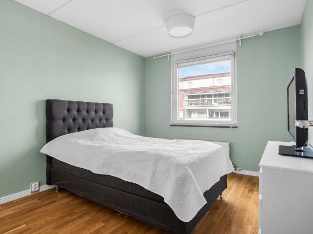 Bostadsrätt till salu i Solna Bygatan 13 | Länsförsäkringar Fastighetsförmedling