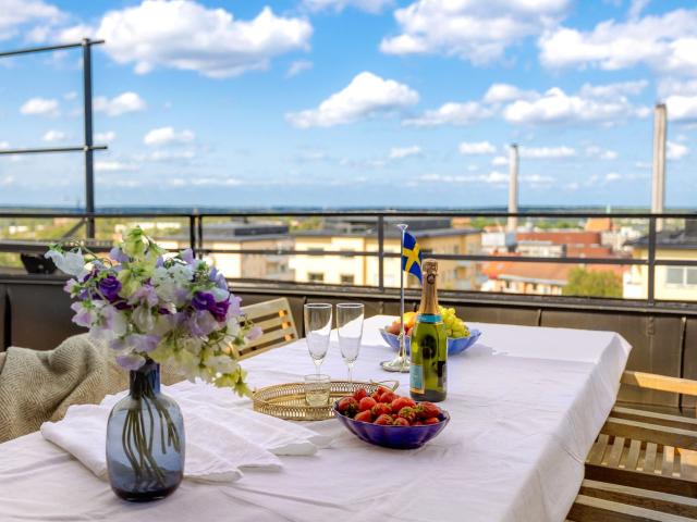 Bostadsrätt till salu i Stockholm Furusundsgatan 13, 2 tr | Länsförsäkringar Fastighetsförmedling