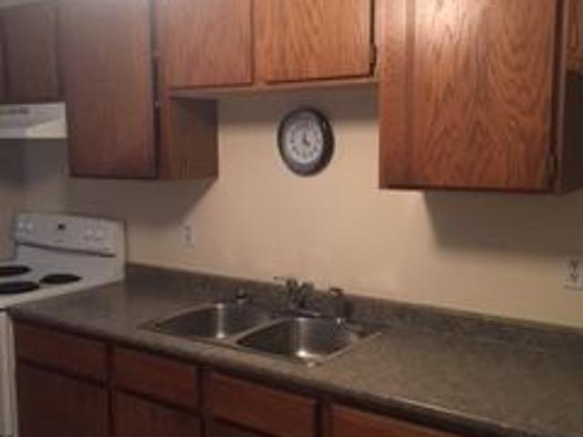 Boser Fourplex #1 *FREE LAUNDRY & HEAT/WATER INCLUDED!