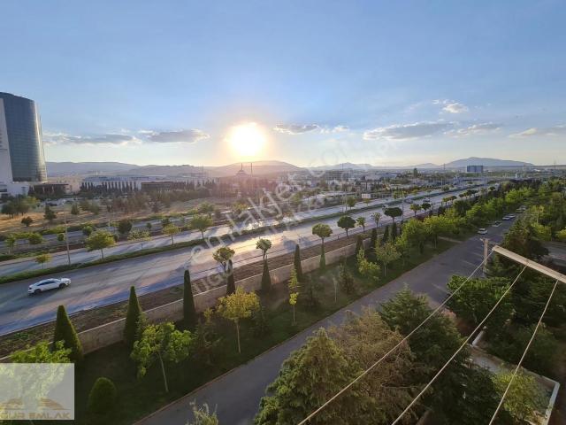Bosna Hersek'te Tramvaya Sıfır, Eşyalı 1+1 Daire