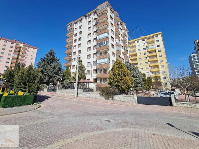 Bosna Merkezde Kiralık 3+1 Daire 8. Kat, 115m²