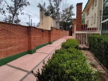 Bosques del Lago, VENTA CASA CON ALBERCA