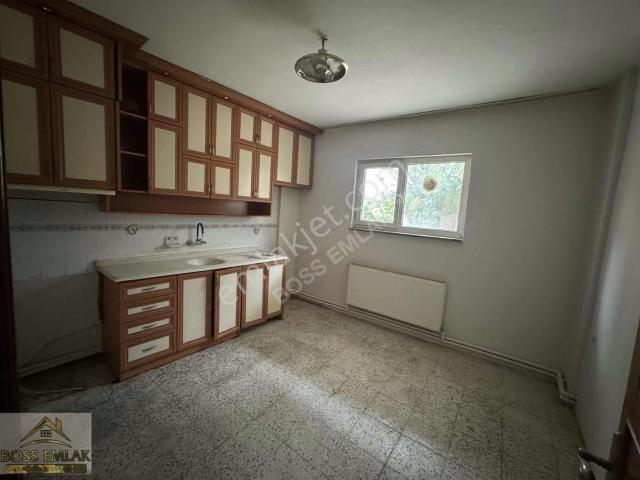 Boss Emlaktan Kiralık 3+1 Daire