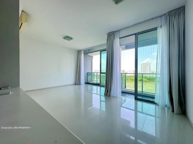 Botannia D5, Condominium