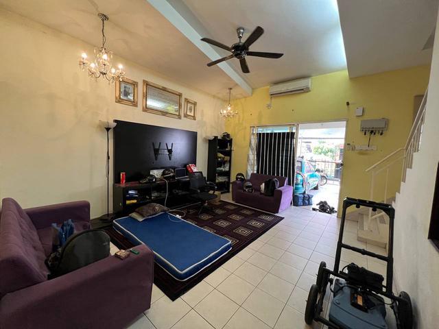 Botani Double Storey Terrace House For Sales