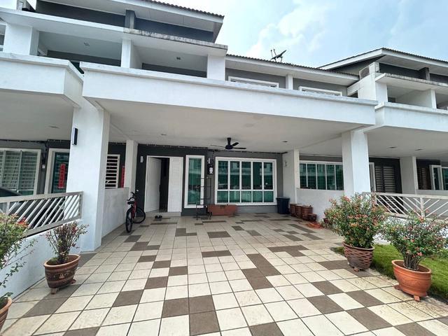 Botani Dorset Place Double Storey House For Rent