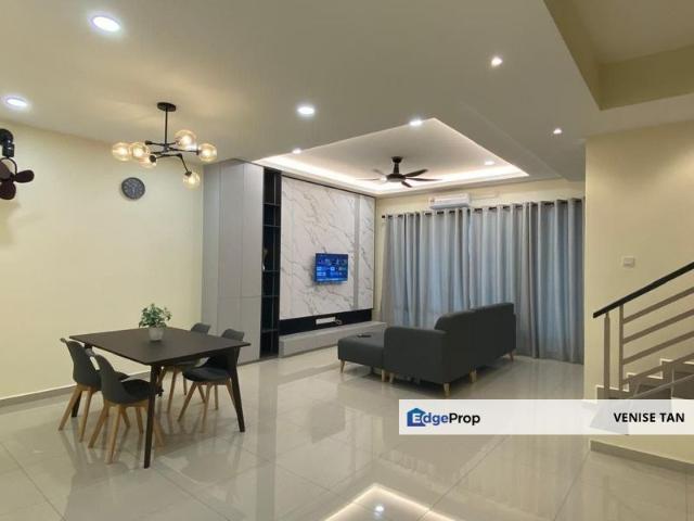 Botani Lapangan Hartamas Double Storey House Fully Furnished